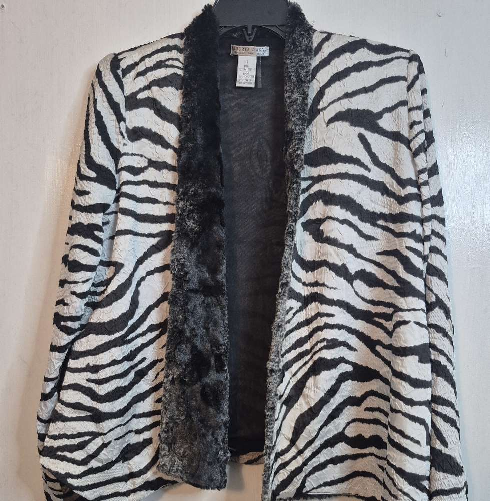 Alberto Makli Zebra Print Open Blazer
